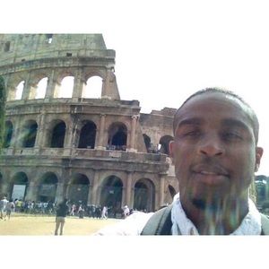 Meet your Posher, Emmanuell